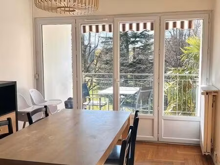 grand t4 familial de 96m2 avec balcon  parking et cave - sainte-foy-lès-lyon