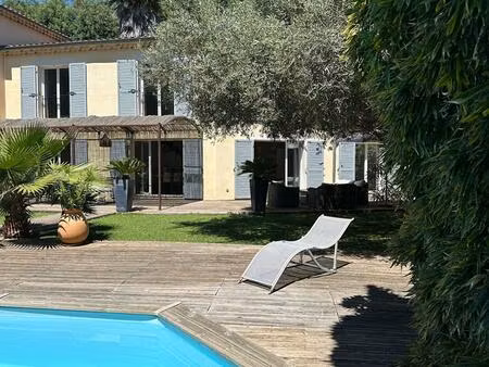 maison rayol canadel sur mer piscine/jardin et mer a 5mn