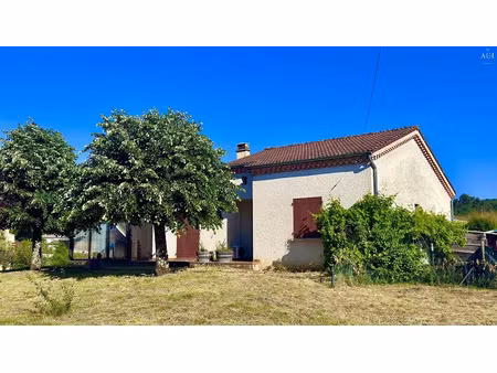vente maison 5 pièces 110 m² à saint-etienne-de-fontbellon (07200)  270 000 €