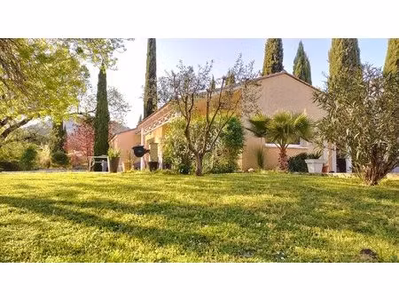 villa 4 pièces 120 m2