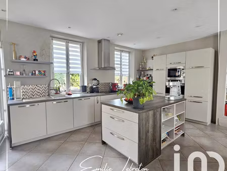 vente maison à lyons-la-forêt (27480) : à vendre / 170m² lyons-la-forêt
