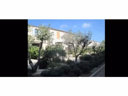 leucate  25 mn des plages  adorable pied à terre avec piscine dans village toutes...