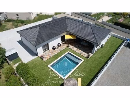 villa contemporaine 2020 - 170 m² habitables - piscine chauffée - double garage