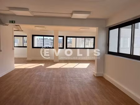 location bureaux 222 m² à 446 m²