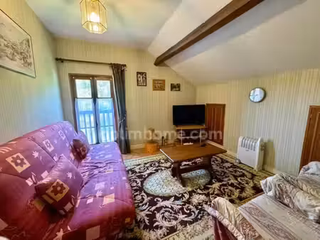 agréable maison de campagne avec jardin et pré à cromac (87)