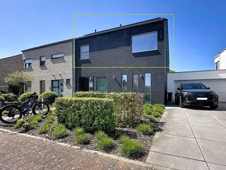 recent duplex appartement met 3 slaapkamers in wilsele