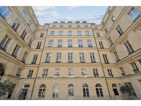 location bureaux 196 m² à 1 958 m²