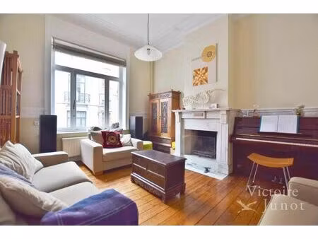 maison à louer à rue charles degroux 36 etterbeek (vbe26124)