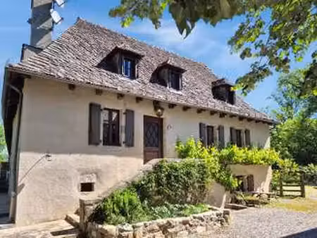 vente maison à monceaux-sur-dordogne (19400) : à vendre / 147m² monceaux-sur-dordogne