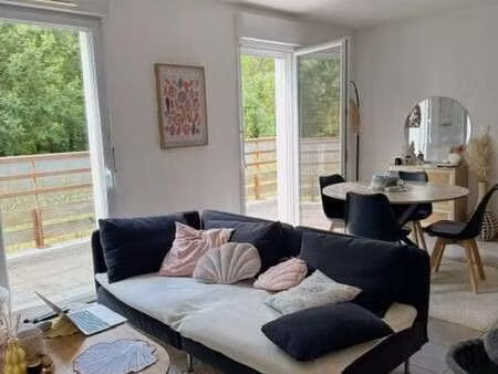 location appartement 2 pièces à saint-herblain bourg-solvardière-pelousière (44800) : à lo