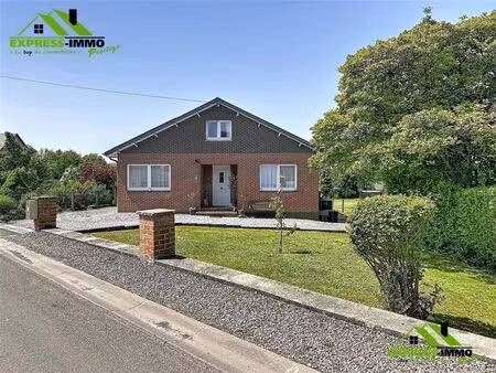 maison à vendre avec terrasse et jardin   bioul (vbe26105)