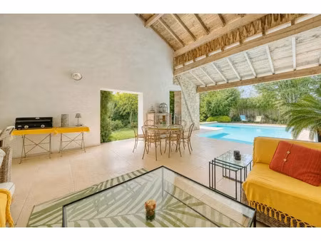 vente maison 10 pièces 323 m² à sainte-gemme (17250)  480 000 €