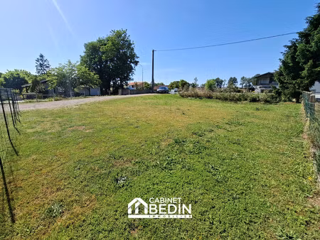 terrain 500 m²