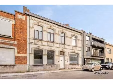 te renoveren herenhuis met 4/5 slpk of meergezinswoning