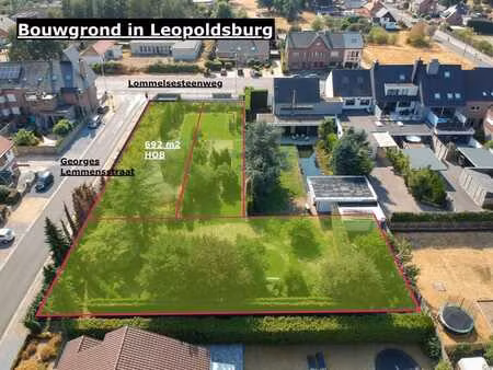 terrain à bâtir de 692m² à leopoldsburg