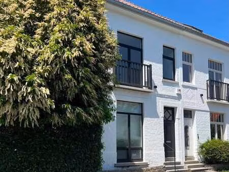 appart duplex 2 ch. et 1 mezzanine à wezembeek-oppem