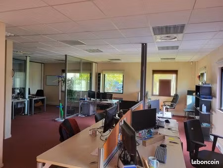 bureaux meublés 125 m2