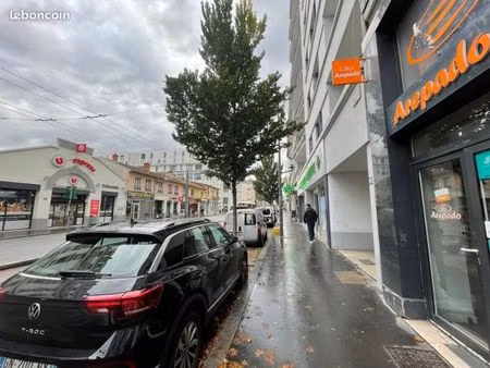 commerce beauté/coiffure 31 m²