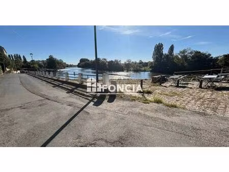 local commercial à vendre