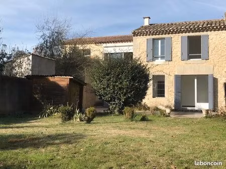 vente partie de bastide à la campagne sénas