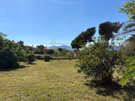 terrain à vendre