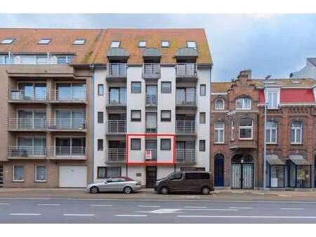 studio avec coin à coucher et terrasse à vendre dans le cen