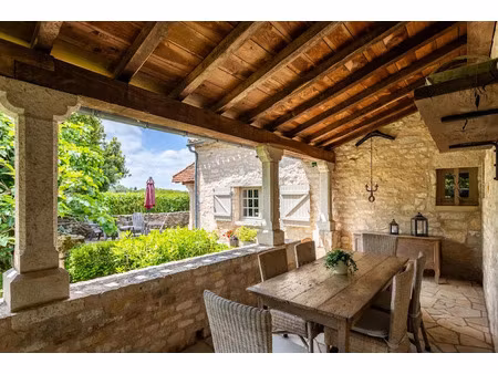vente maison 6 pièces 158 m² à montcuq-en-quercy-blanc (46800)  575 000 €