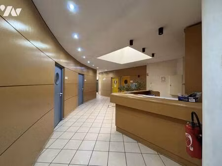 local commercial à vendre