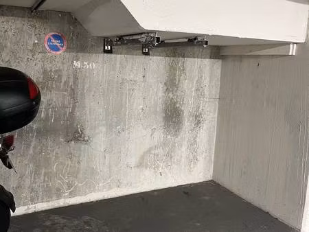 parking à louer