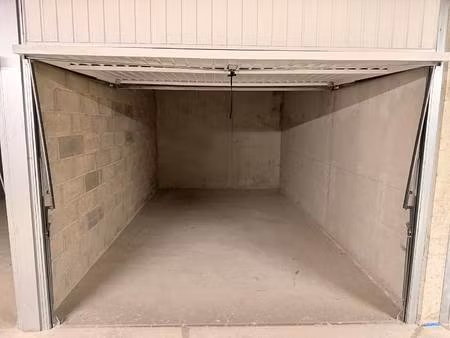 parking à louer