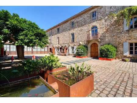 maison de luxe à vendre à uzès