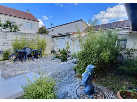 comme une maison f2 jardin rer val de fontenay
