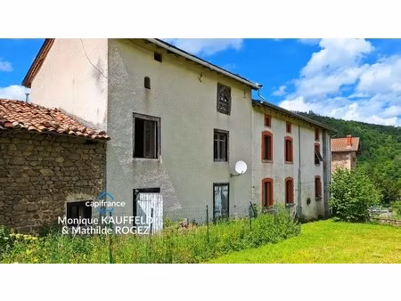 maison de bourg à vendre 3 pieces avec jardin