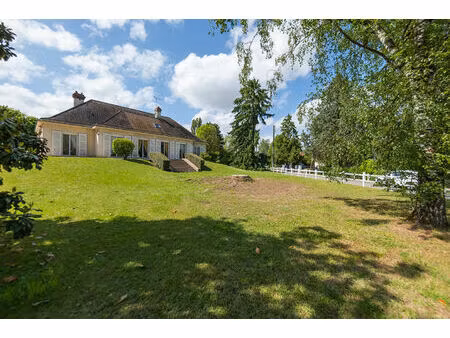 propriété familiale de charme au coeur du quartier prisé de taisey à saint-rémy