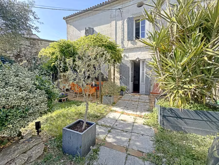 vente maison 5 pièces 137 m² fronsac (33126)