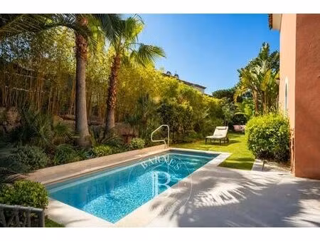 villa de luxe de 4 chambres en location saint-tropez  provence-alpes-côte d'azur