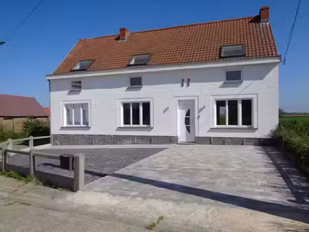 maison à louer à rue de quièvremont 27 chièvres (vbe26182)
