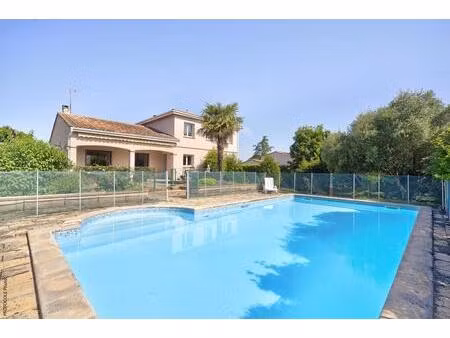 rouffiac-tolosan  belle maison familiale t6 de 143 m² + piscine  jardin et sous-sol total