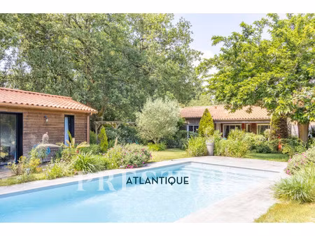 maison de luxe à vendre dans le quartier sainte marie