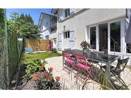 maison pau 93 m² t-5 à vendre  303 500 €