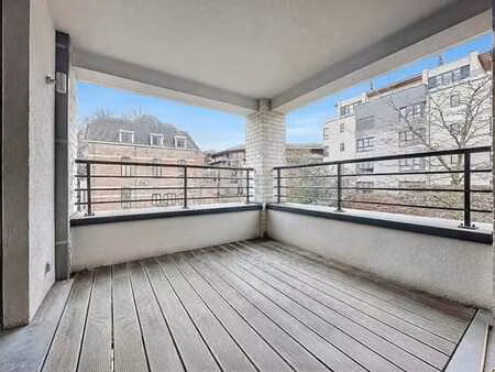lumineux appartement 3 chambres avec terrasses