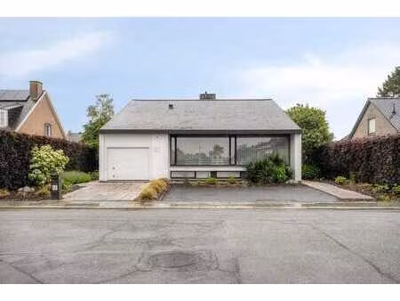 villa lumineuse avec espace de pratique près du centre de we