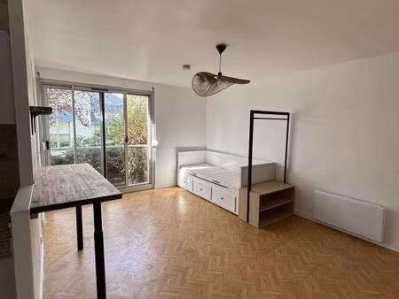 location appartement t1 meublé à cesson-sévigné (35510) : à louer t1 meublé / 22m² cesson-