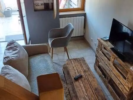 location maison à moulis-en-médoc (33480) : à louer / 43m² moulis-en-médoc