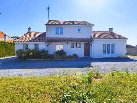 vente maison au marillais (49410) : à vendre / 145m² le marillais
