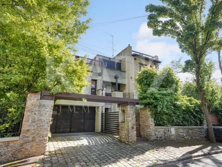 maison de luxe à vendre dans le quartier les bures