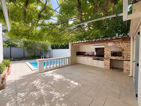 maison de luxe à vendre dans le quartier zone urbaine