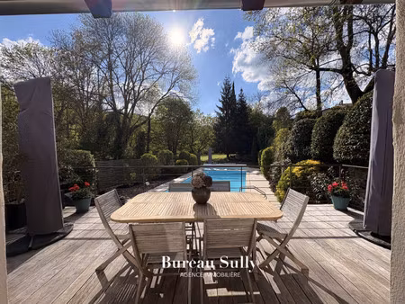 maison de luxe à vendre à le perréon