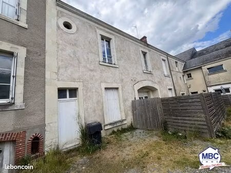 immeuble 222 m² saint florent le vieil