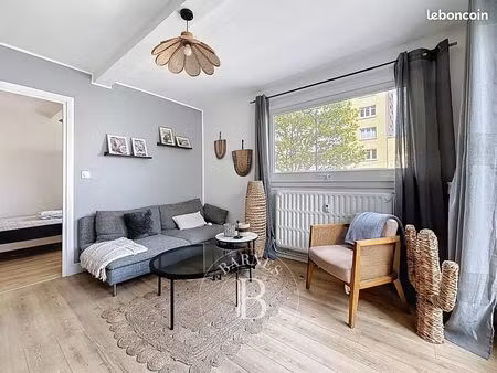appartement 5 pièces 69 m²